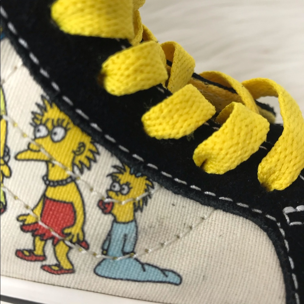 Vans x The Simpsons Kids Sk8-Hi Zip- Limited Edition Size 11 - Picture 14 of 16